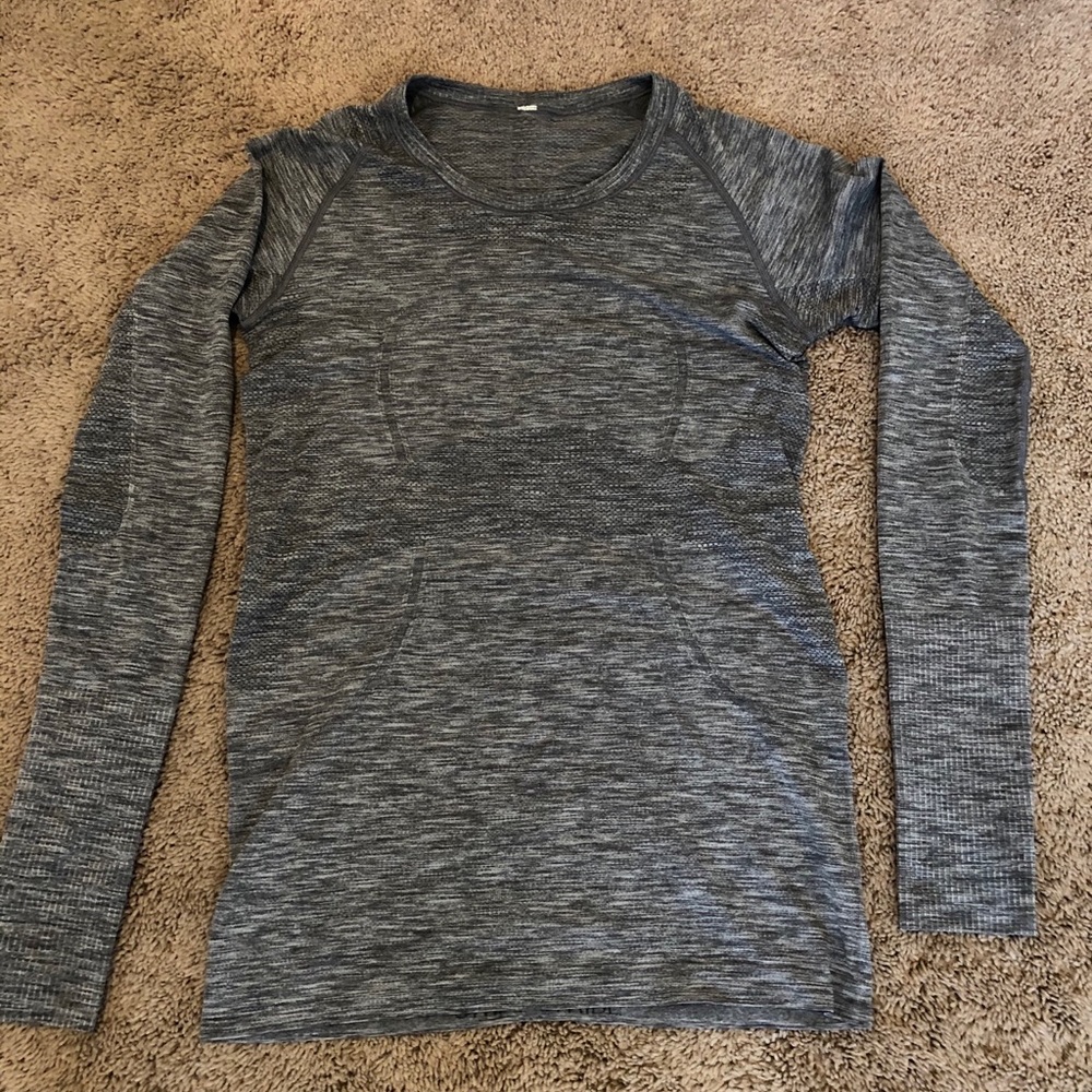 Lulu Lemon Swiftly Tech Long Sleeve